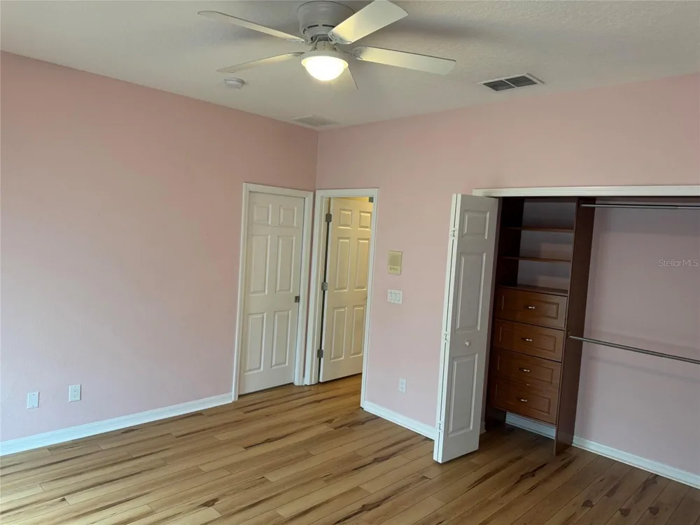 420 PARK LAKE DRIVE Winter Springs, FL 32708