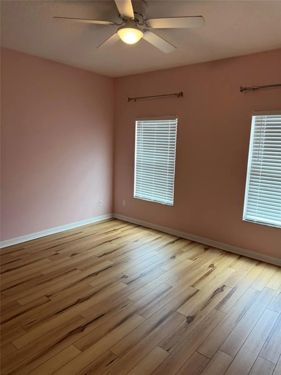 420 PARK LAKE DRIVE Winter Springs, FL 32708