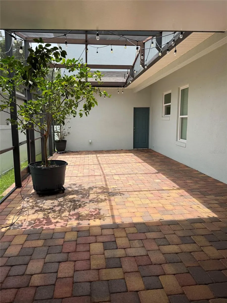 420 PARK LAKE DRIVE Winter Springs, FL 32708