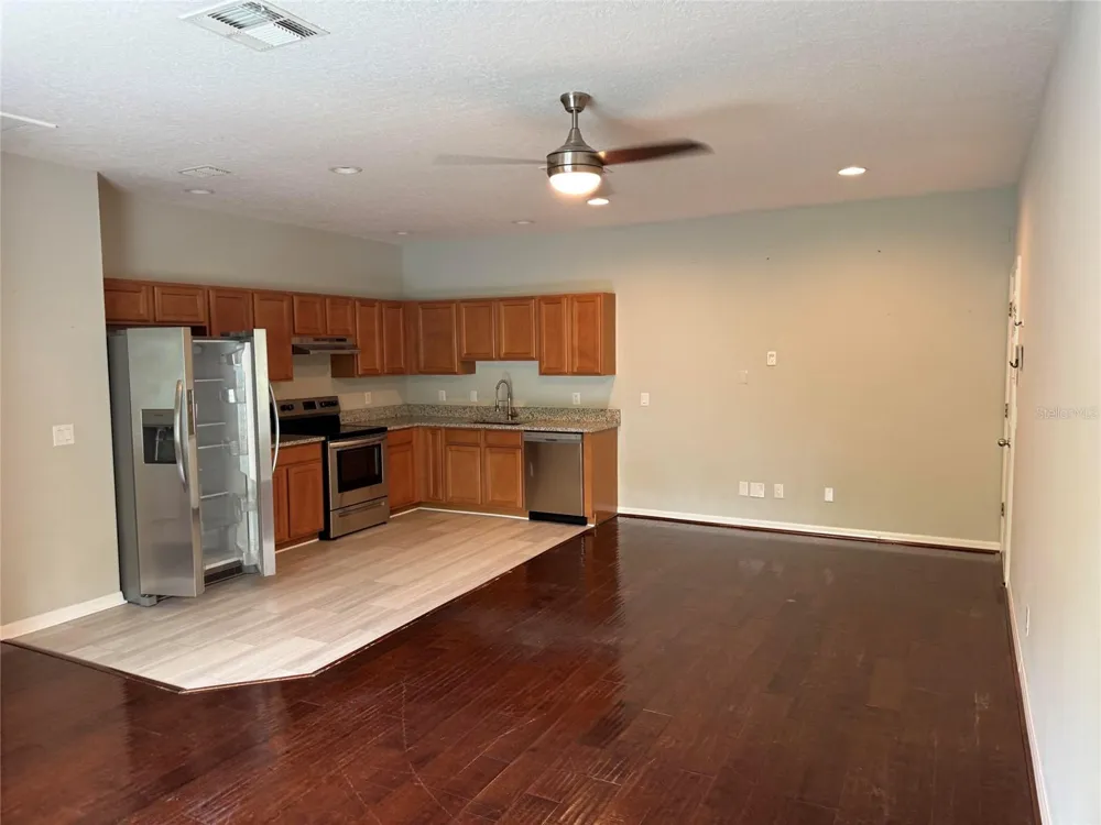 420 PARK LAKE DRIVE Winter Springs, FL 32708