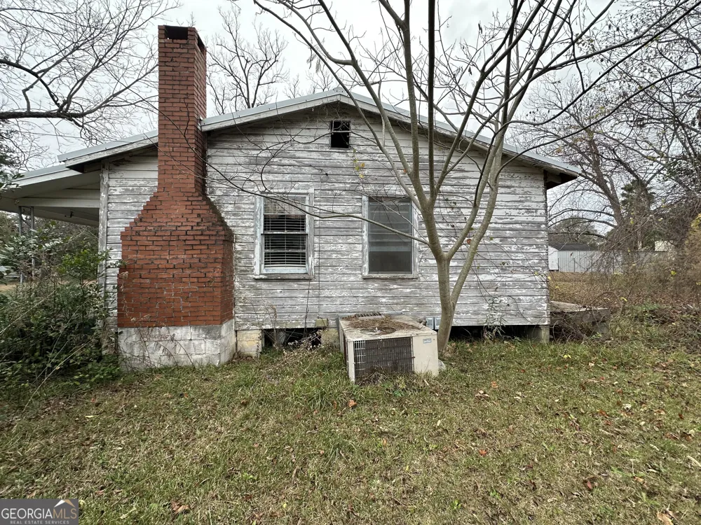 5921 9th AVE Eastman, GA 31023