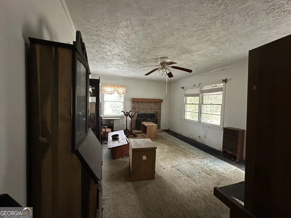 5921 9th AVE Eastman, GA 31023