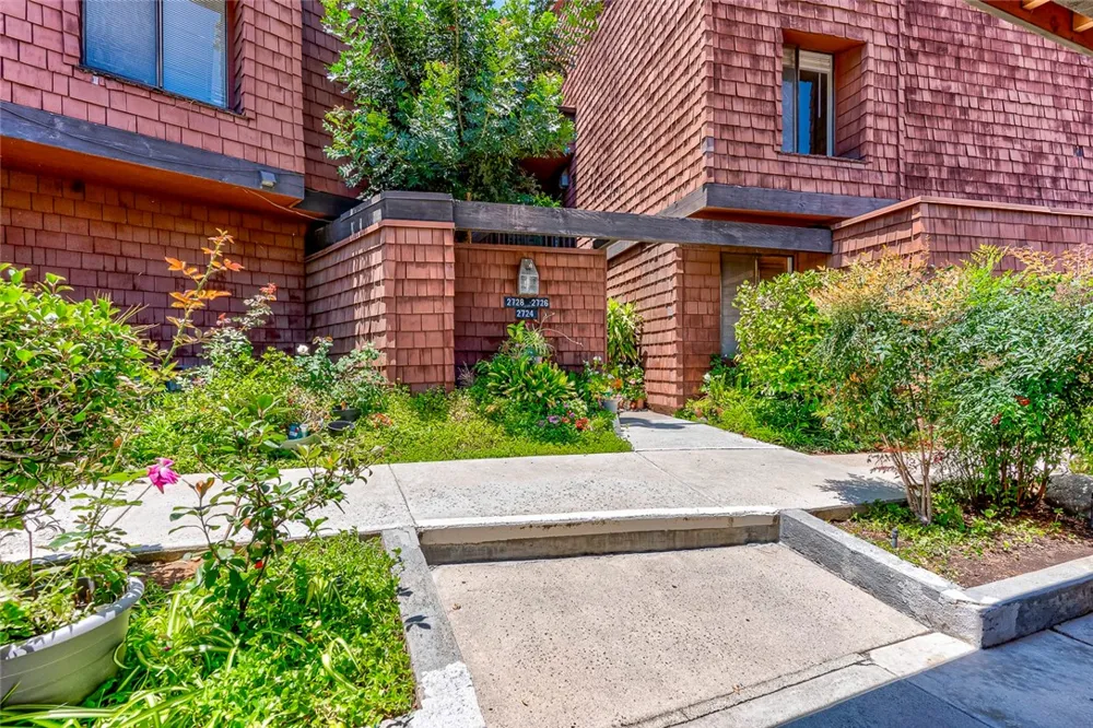 2726 Quail Ridge Fullerton, CA 92835