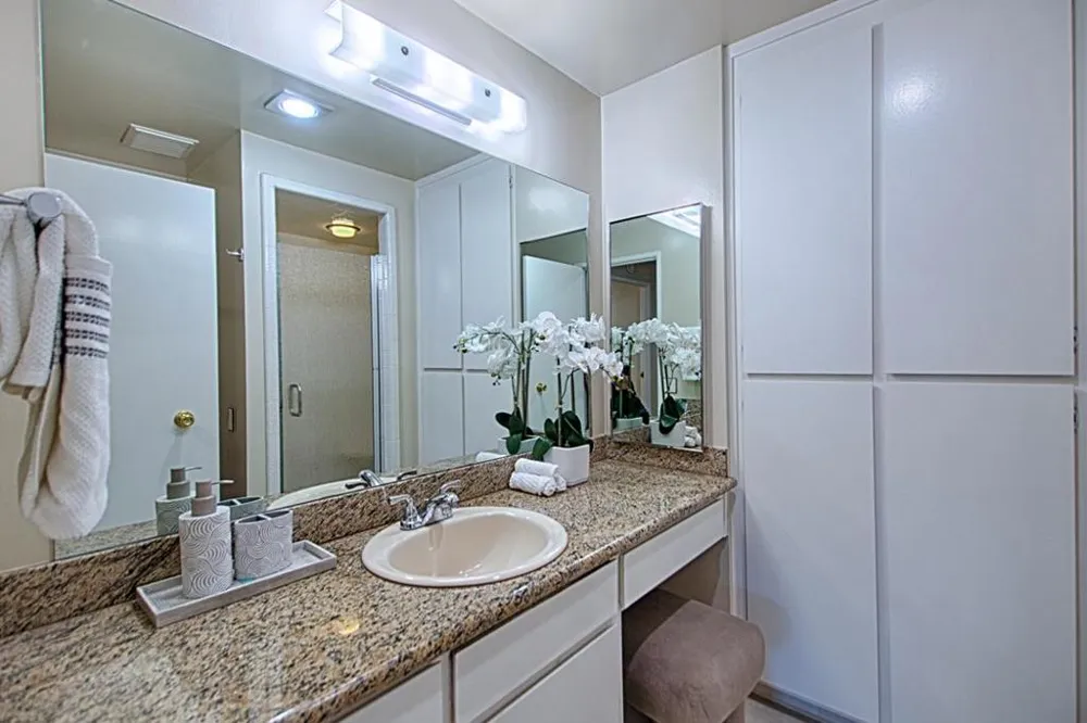 50 Mounds Road #105 San Mateo, CA 94402