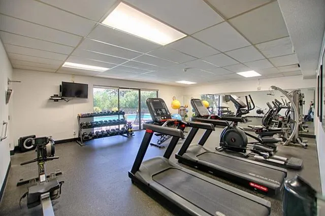 50 Mounds Road #105 San Mateo, CA 94402