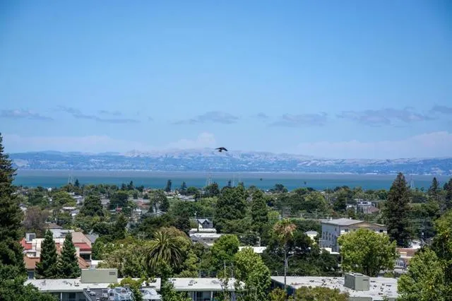 50 Mounds Road #105 San Mateo, CA 94402