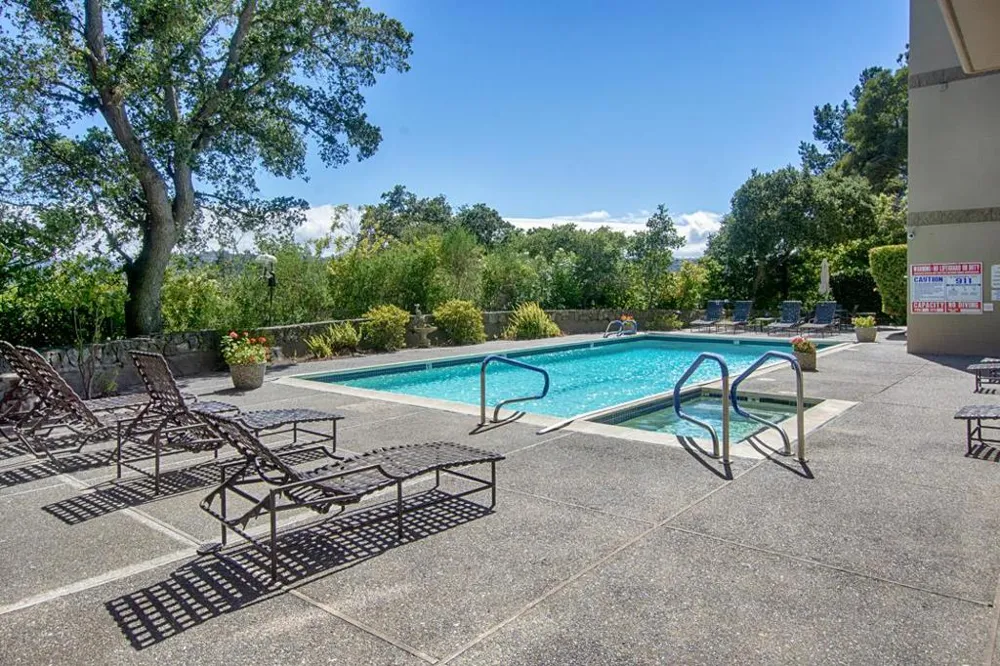 50 Mounds Road #105 San Mateo, CA 94402
