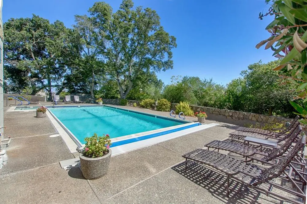 50 Mounds Road #105 San Mateo, CA 94402