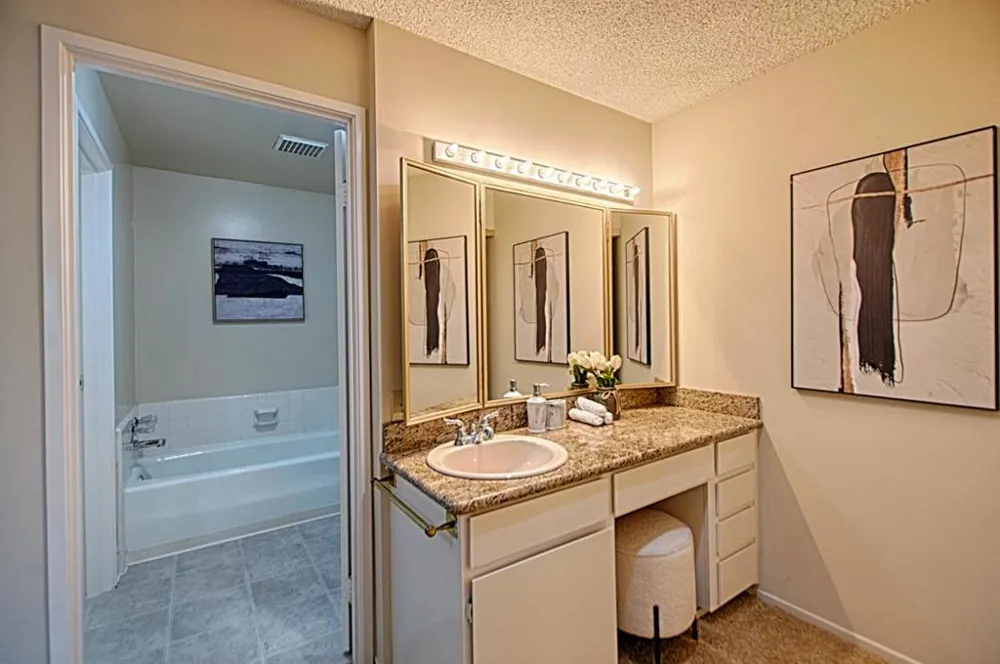 50 Mounds Road #105 San Mateo, CA 94402