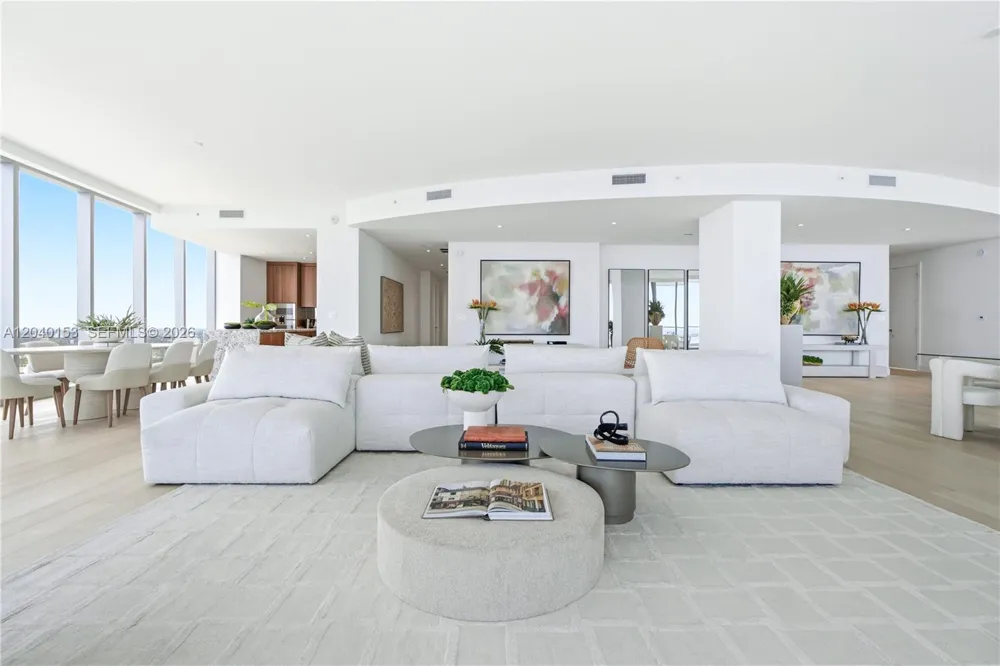 175 SE 25th. #3401/3402 Miami, FL 33129