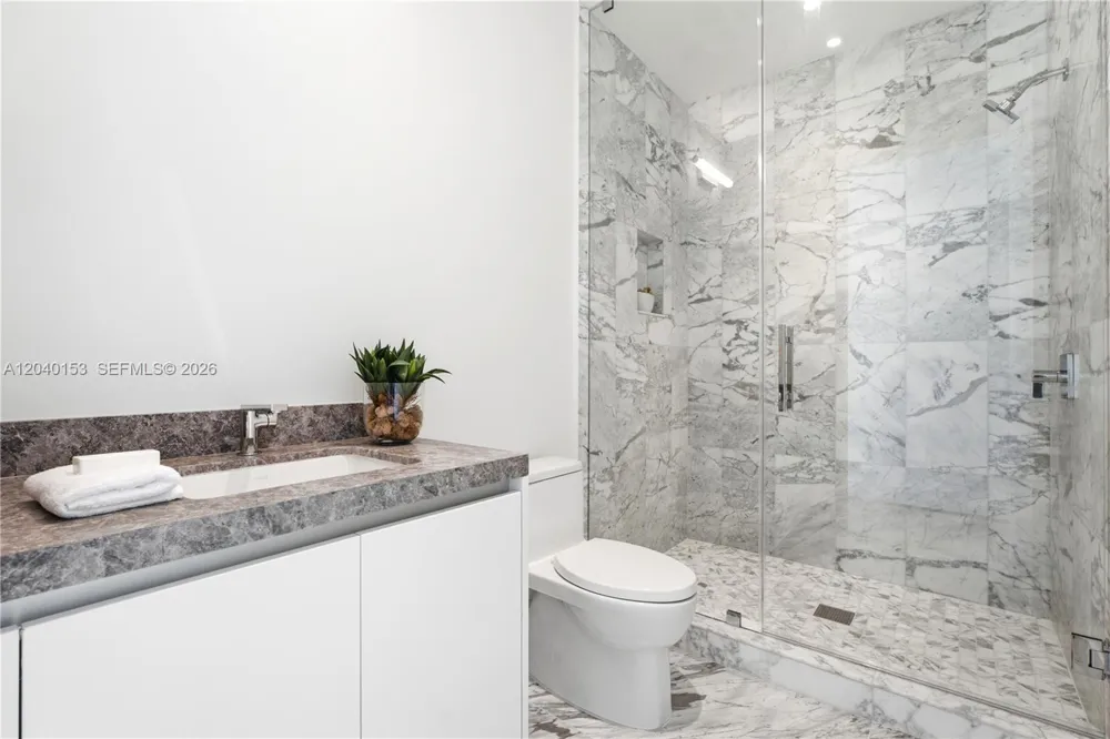 175 SE 25th. #3401/3402 Miami, FL 33129
