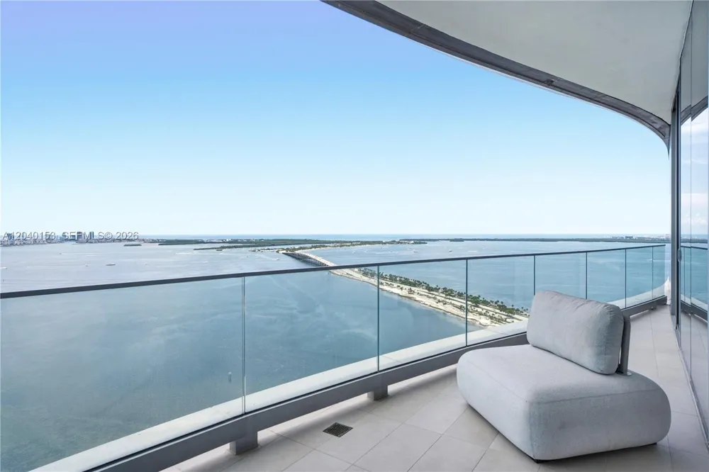 175 SE 25th. #3401/3402 Miami, FL 33129
