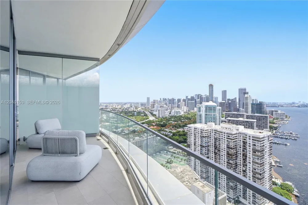 175 SE 25th. #3401/3402 Miami, FL 33129