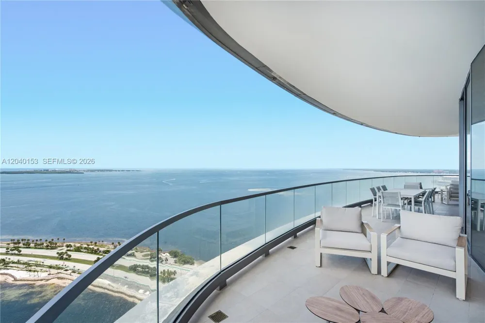 175 SE 25th. #3401/3402 Miami, FL 33129