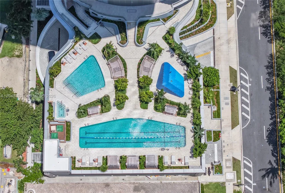 175 SE 25th. #3401/3402 Miami, FL 33129