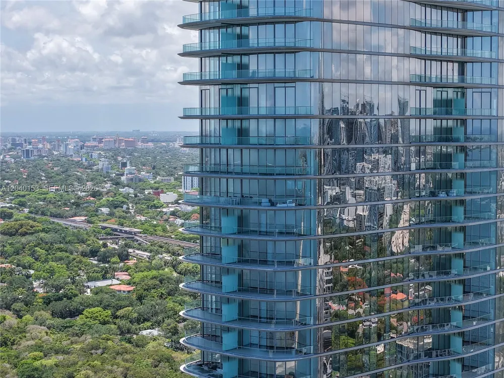 175 SE 25th. #3401/3402 Miami, FL 33129