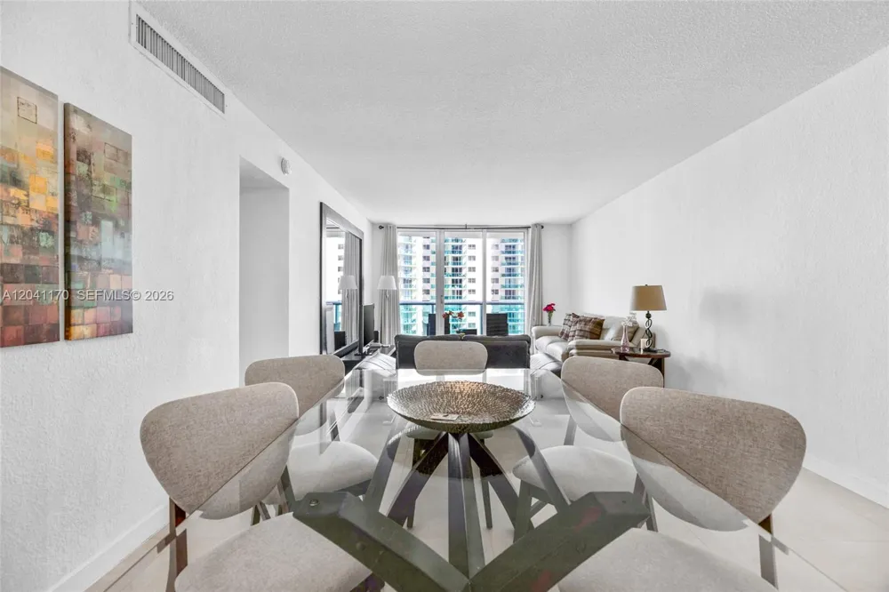 3901 S Ocean Dr #8C Hollywood, FL 33019
