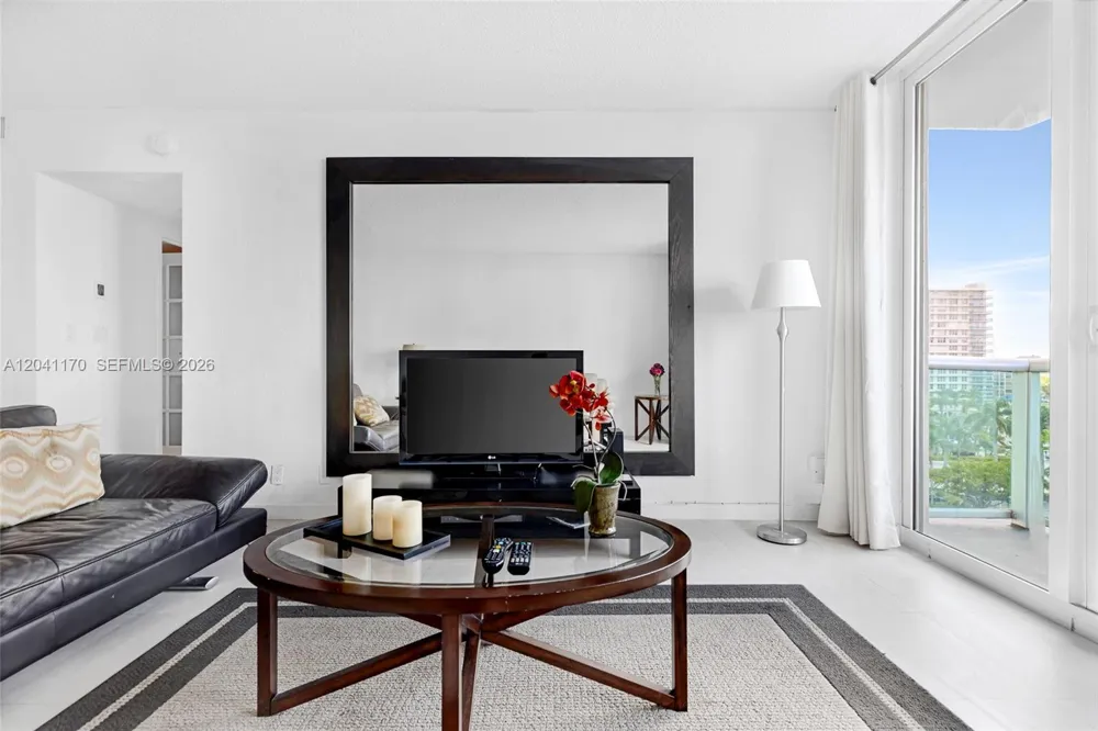 3901 S Ocean Dr #8C Hollywood, FL 33019