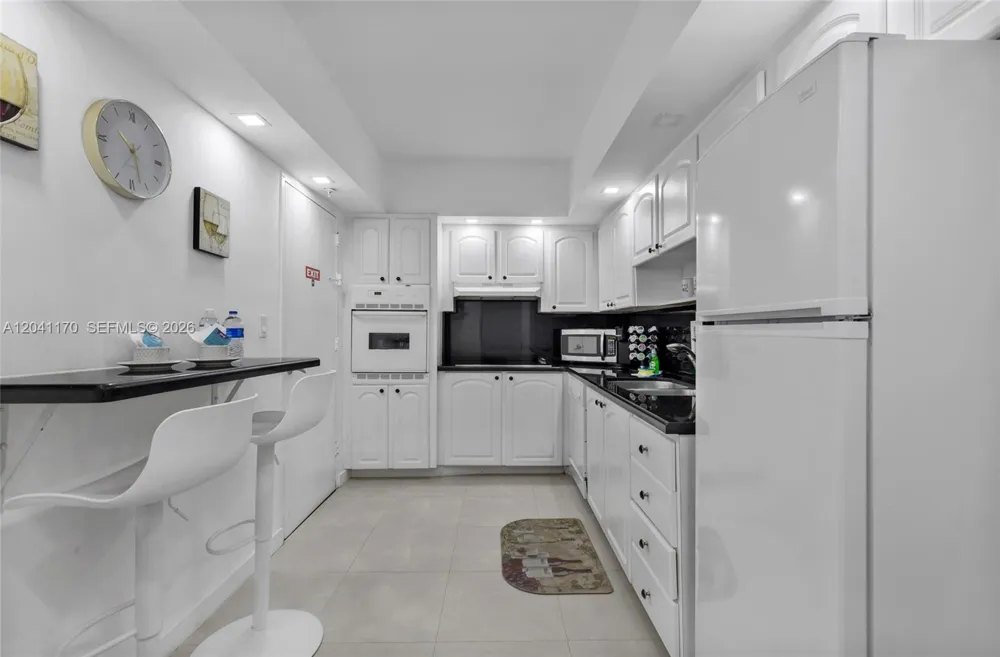 3901 S Ocean Dr #8C Hollywood, FL 33019