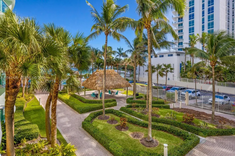 3901 S Ocean Dr #8C Hollywood, FL 33019