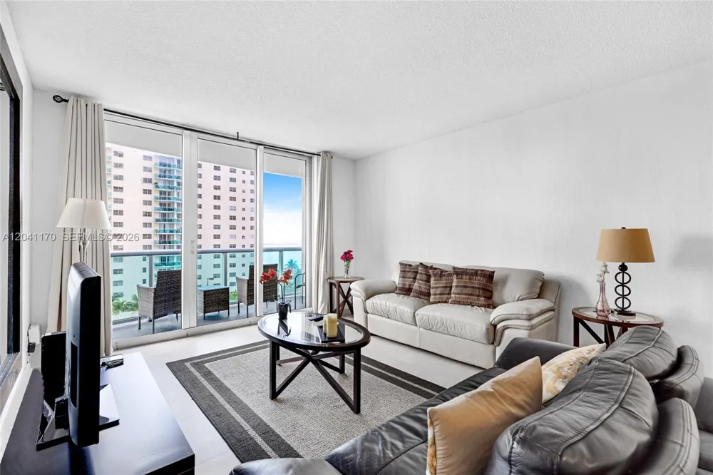 3901 S Ocean Dr #8C Hollywood, FL 33019