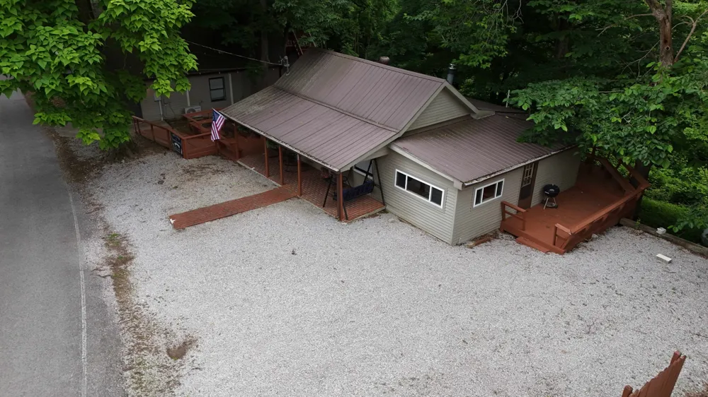 450 Cedar Hill Rd Celina, TN 38551
