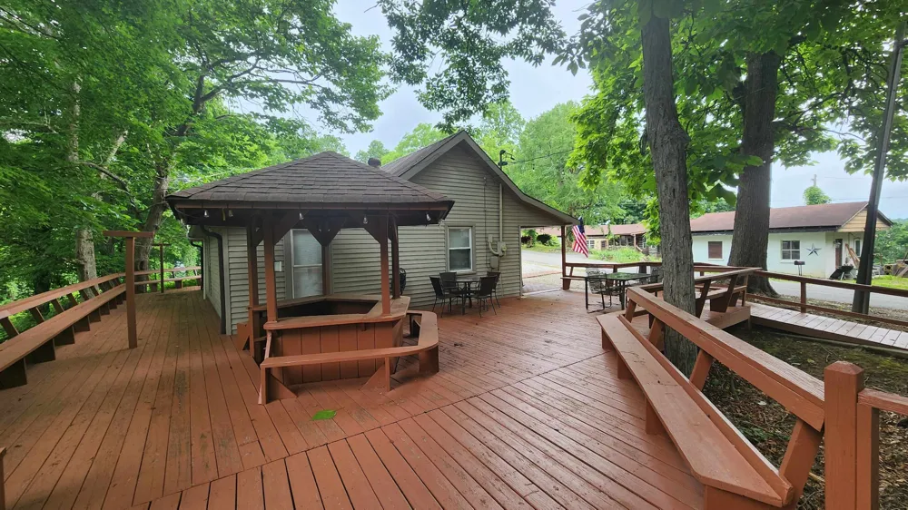 450 Cedar Hill Rd Celina, TN 38551