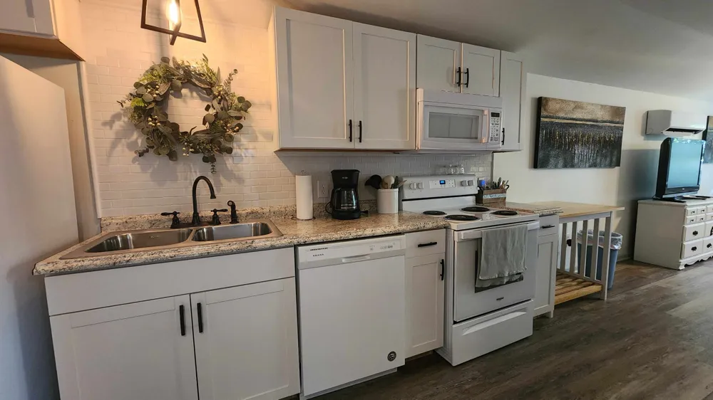 450 Cedar Hill Rd Celina, TN 38551