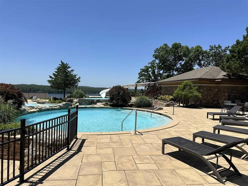 80 ENDLESS VIEW RDG Savannah, TN 38372