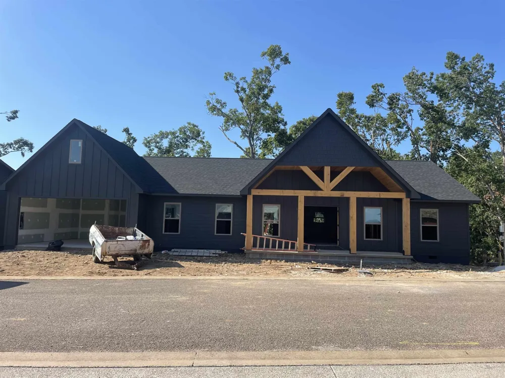 80 ENDLESS VIEW RDG Savannah, TN 38372