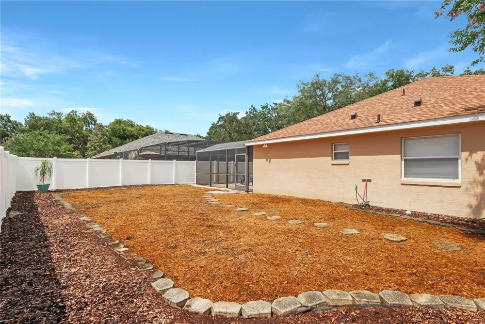 34224 SHADEWOOD CIRCLE Leesburg, FL 34788