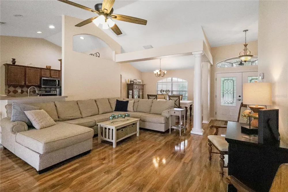 34224 SHADEWOOD CIRCLE Leesburg, FL 34788