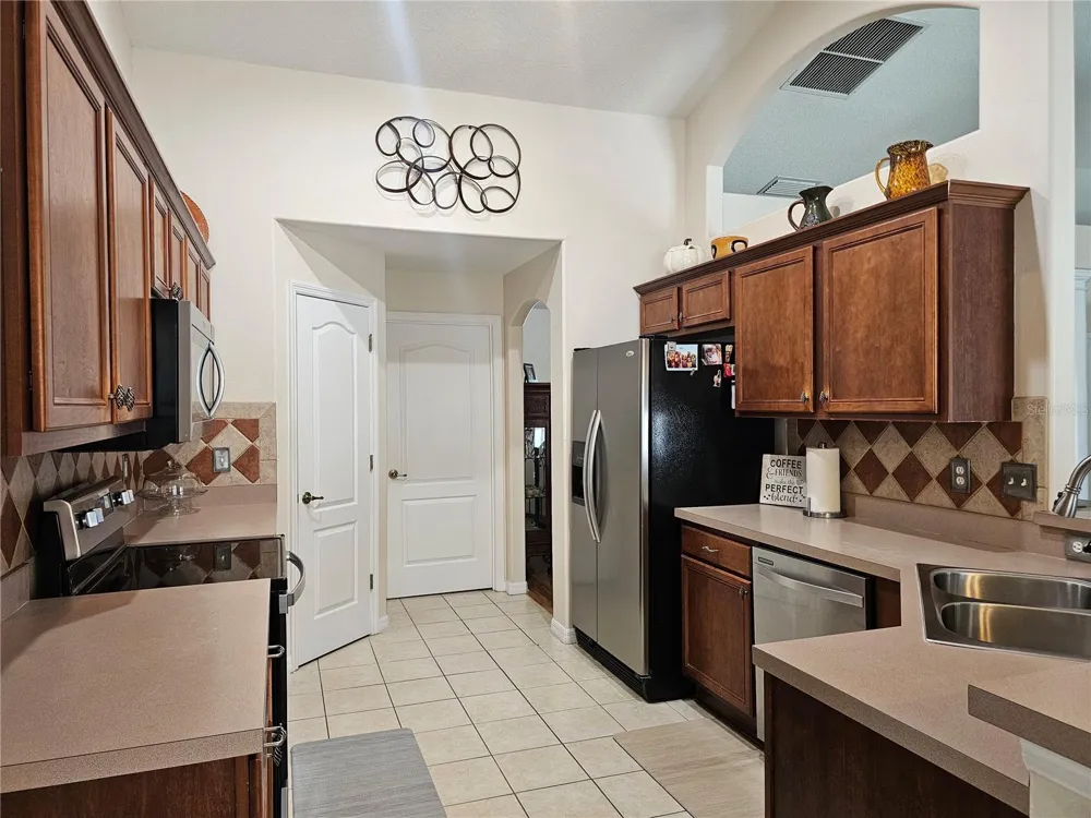 34224 SHADEWOOD CIRCLE Leesburg, FL 34788