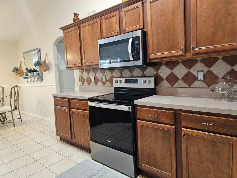 34224 SHADEWOOD CIRCLE Leesburg, FL 34788