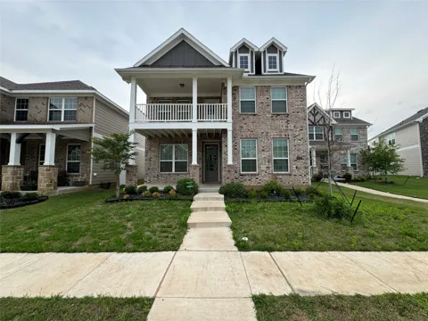 6033 Seguin Court