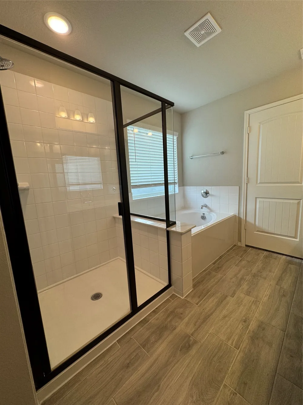 6033 Seguin Court Providence Village, TX 76227