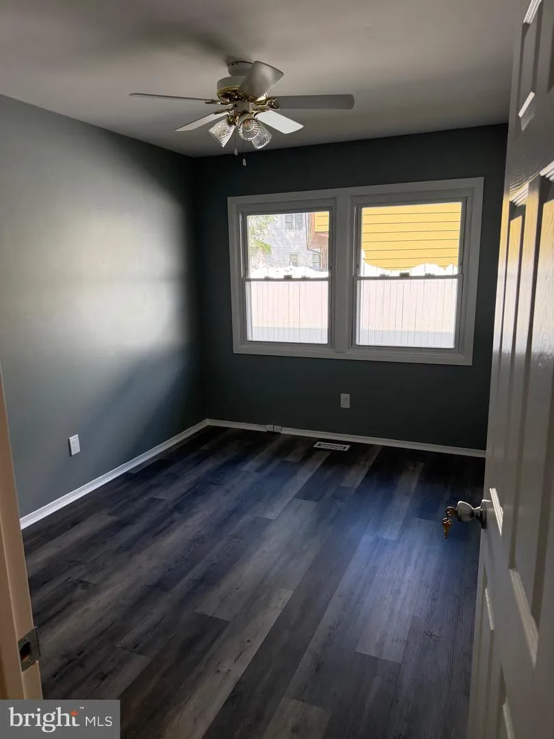 72 EDGE LANE Willingboro, NJ 08046