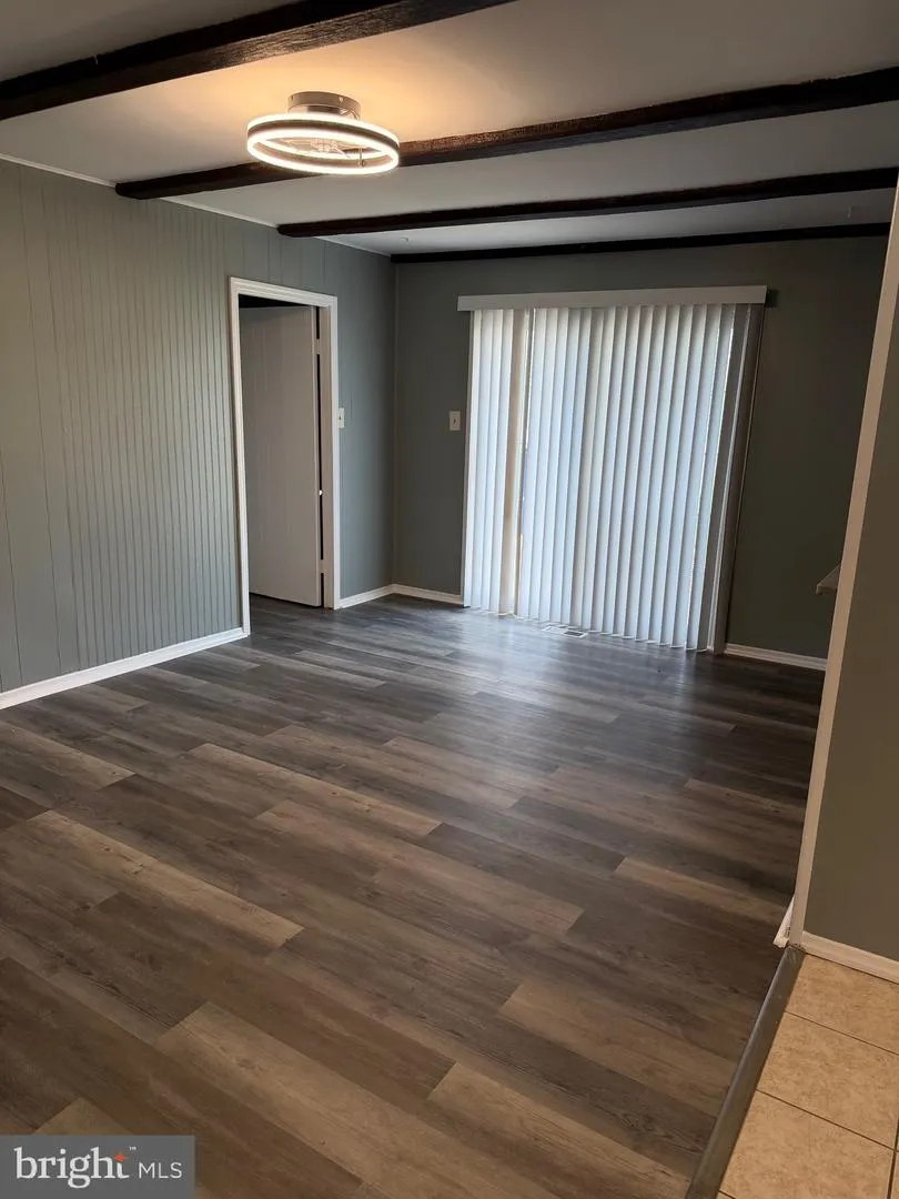 72 EDGE LANE Willingboro, NJ 08046