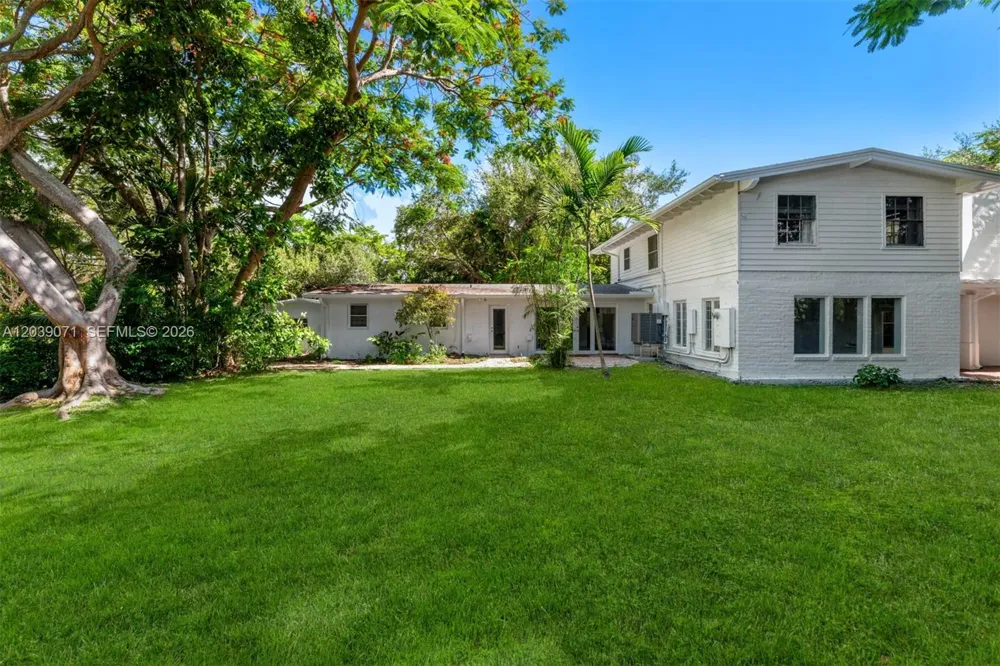 5950 SW 128th St Pinecrest, FL 33156