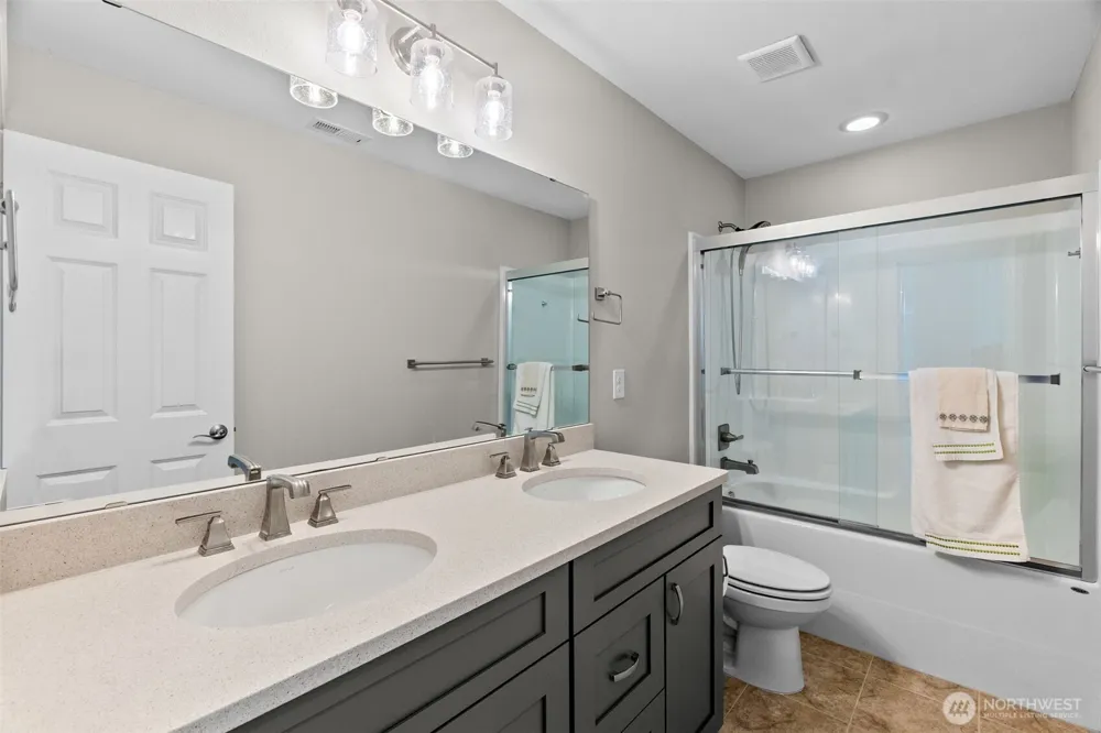 8440 28th Street Ct E Edgewood, WA 98371