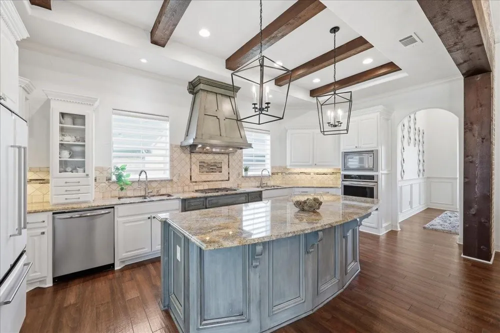 7716 Pond Circle Beaumont, TX 77707