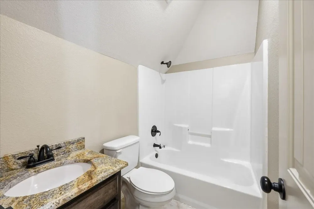 7716 Pond Circle Beaumont, TX 77707