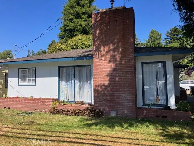 1905 Russ Eureka, CA 95501