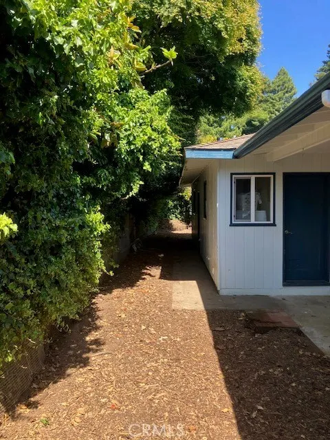 1905 Russ Eureka, CA 95501