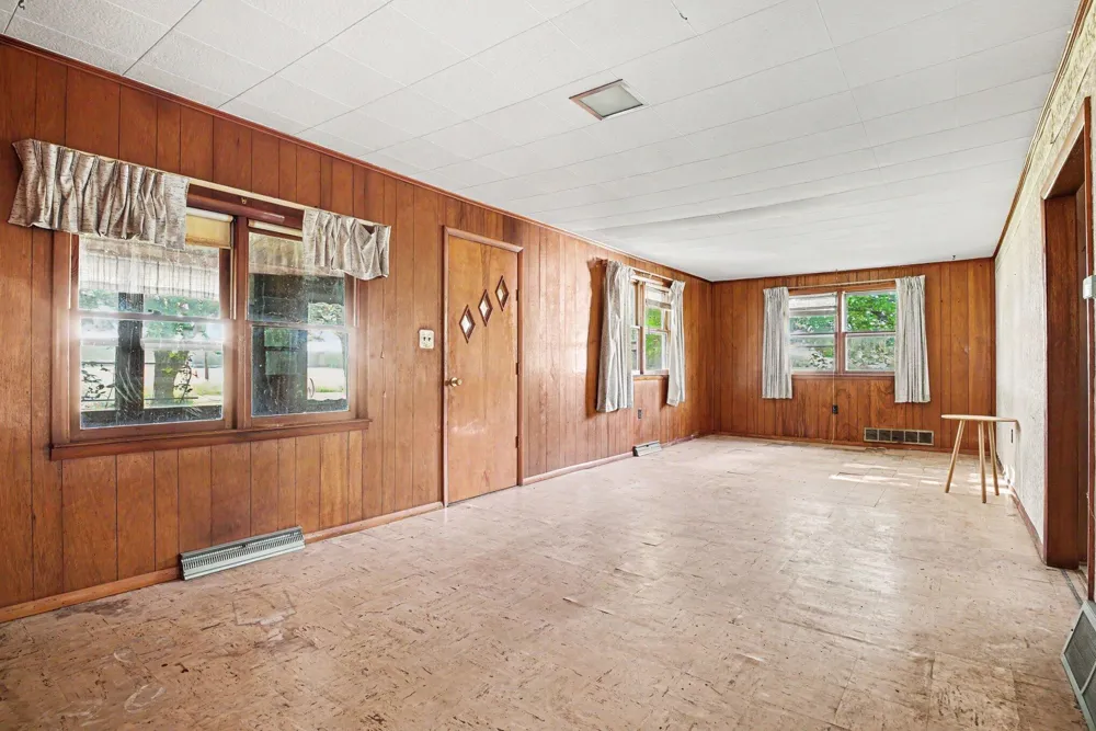 7854 Painter School Berrien Center, MI 49102