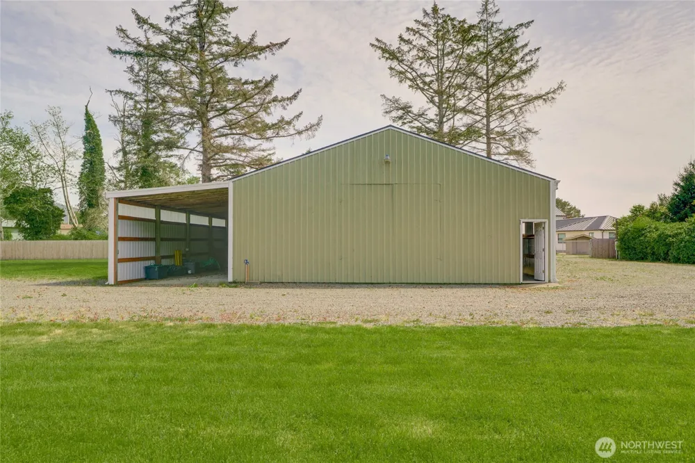 830 Bussone Ln Chinook, WA 98614