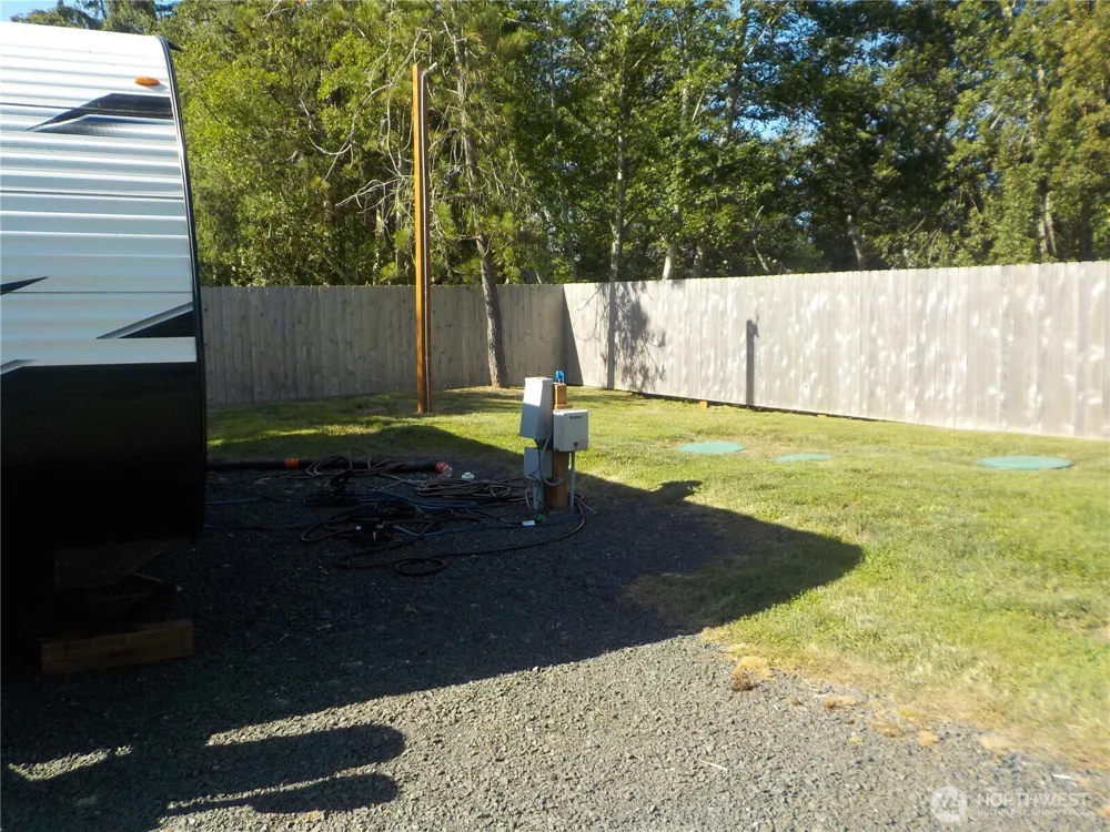 830 Bussone Ln Chinook, WA 98614