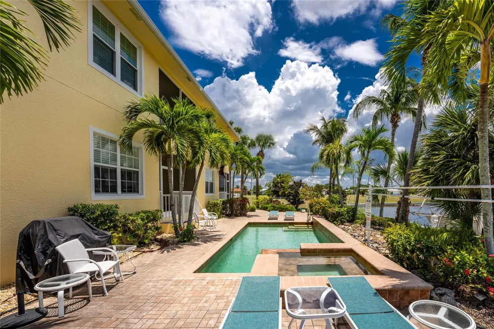 3228 WOOD THRUSH DRIVE #112 Punta Gorda, FL 33950