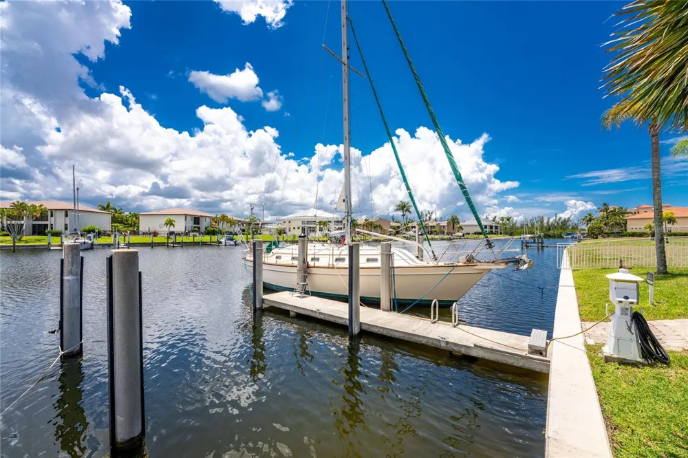 3228 WOOD THRUSH DRIVE #112 Punta Gorda, FL 33950