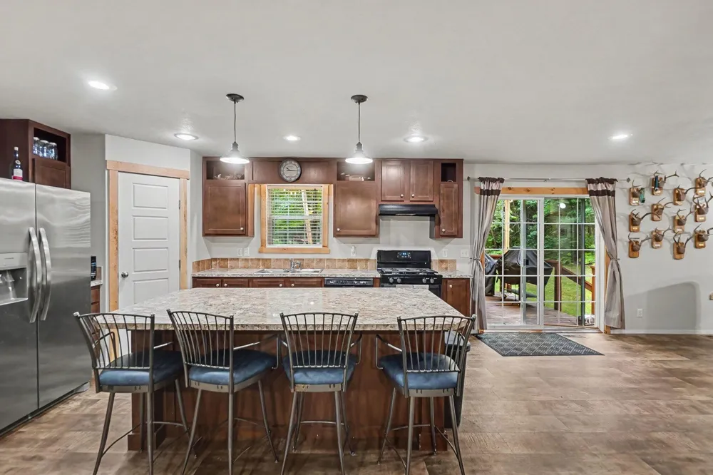 7672 E 48th Street Pinora Township, MI 49623